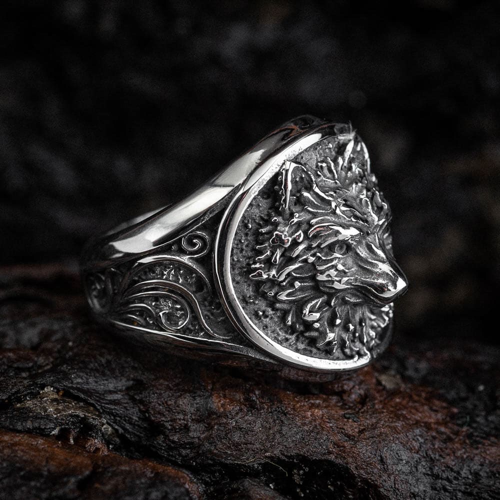 Stainless Steel Wolf Head Signet Ring