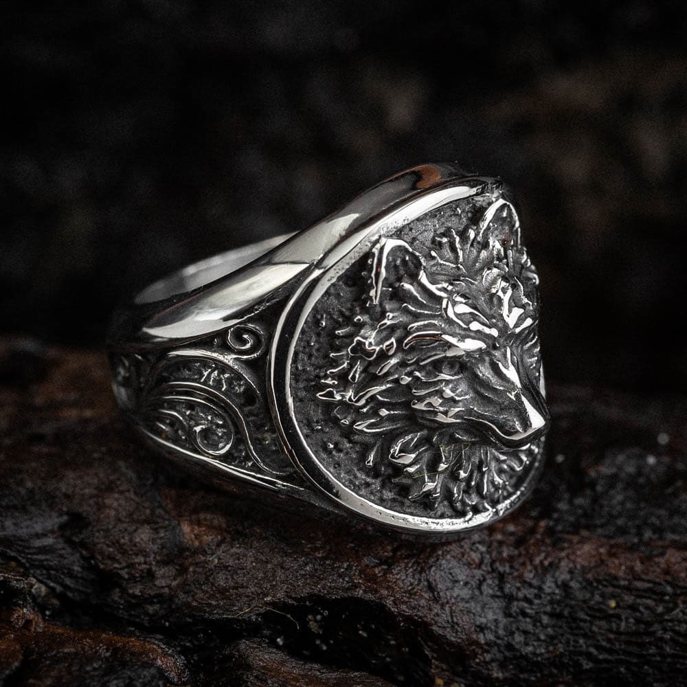 Stainless Steel Wolf Head Signet Ring